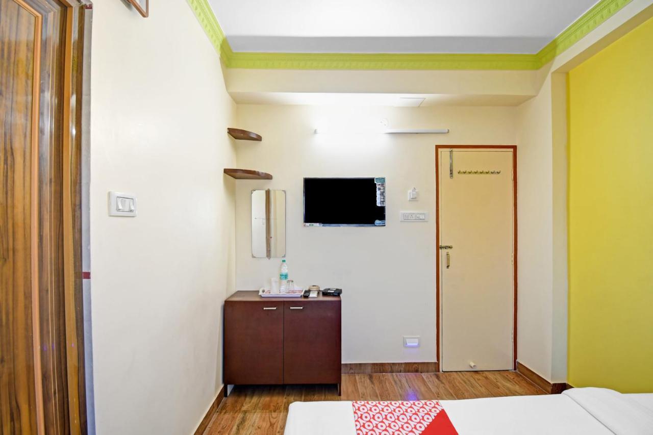 Oyo Flagship 84655 S S Guest House Kalkutta Exterior foto