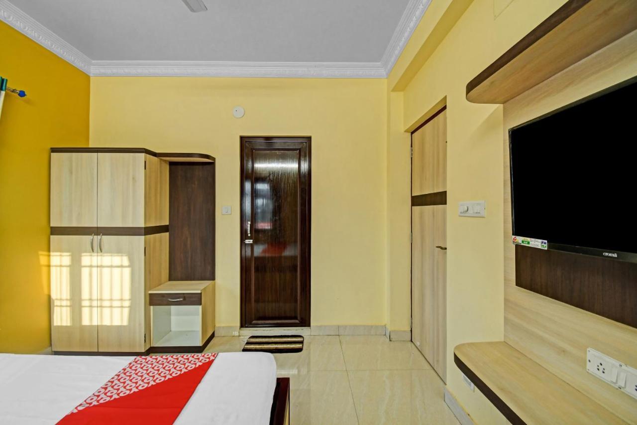 Oyo Flagship 84655 S S Guest House Kalkutta Exterior foto