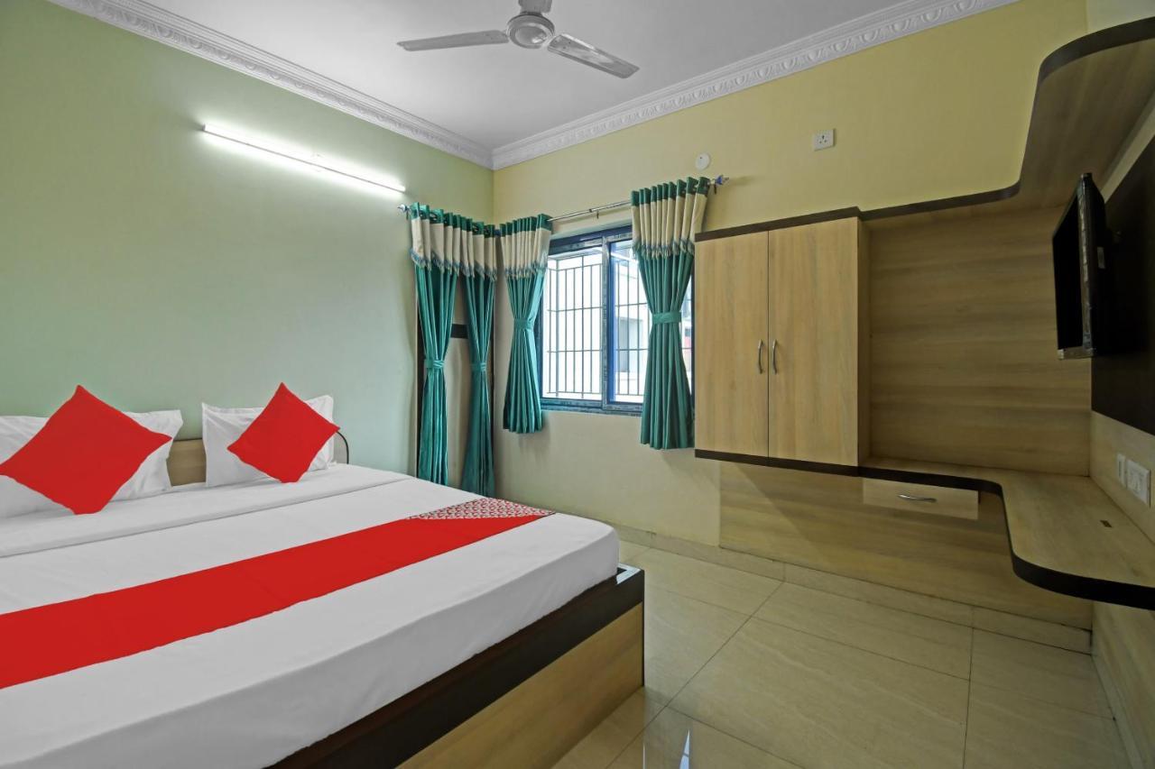 Oyo Flagship 84655 S S Guest House Kalkutta Exterior foto