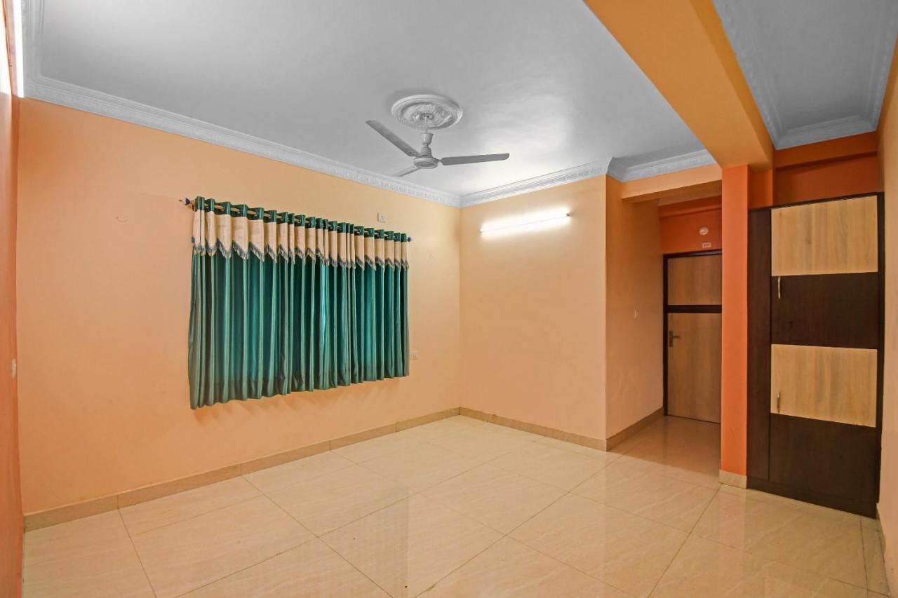 Oyo Flagship 84655 S S Guest House Kalkutta Exterior foto