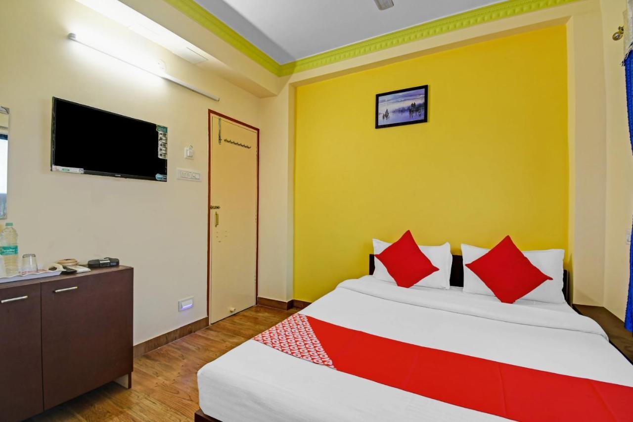 Oyo Flagship 84655 S S Guest House Kalkutta Exterior foto